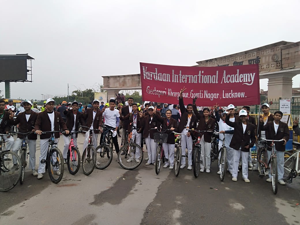 Cycle Rally organised by ONGC in association With Amar Ujala at janeshwar Mishra park