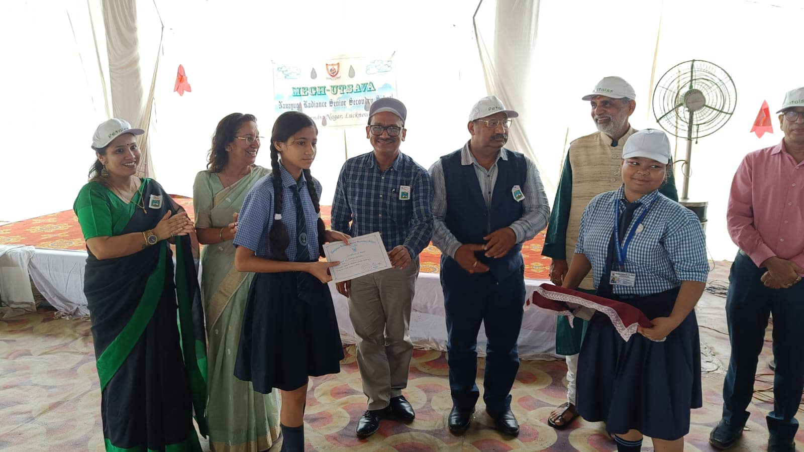 VIA STUDENTS JUNIORS TOOK PART IN PLANTATION DRIVE AT NAVAYUGA RADIANCE SENIOR SECONDARY SCHOOL, GOMTI NAGAR BRANCH LKO.